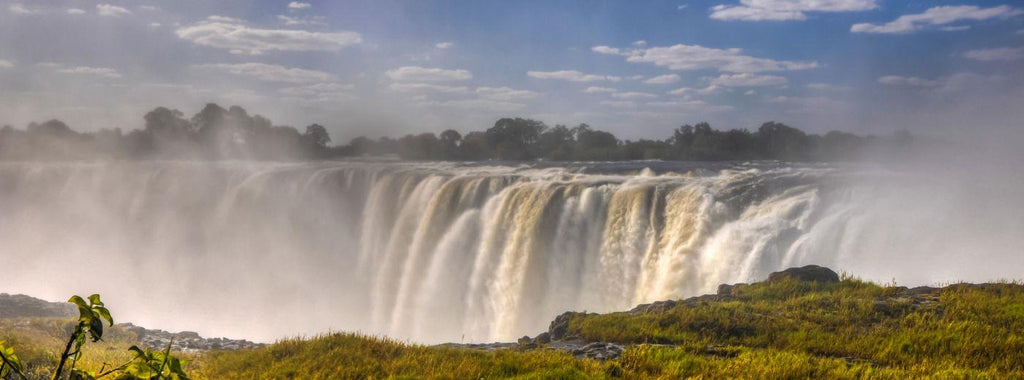 VICTORIA FALLS, CHOBE & OKAVANGO EXPLORER