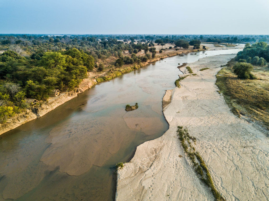 ZAMBEZI & LUANGWA SIGNATURE SAFARI