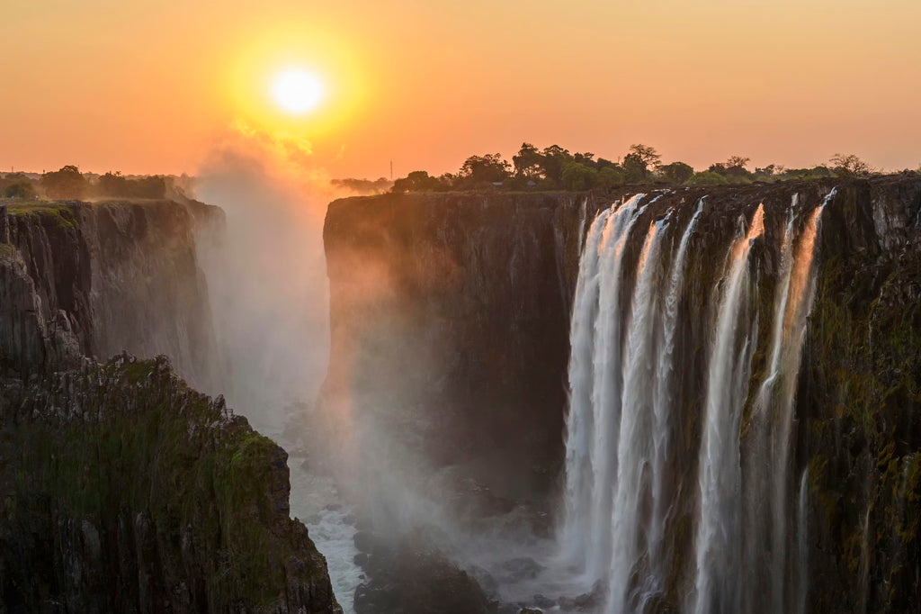 VICTORIA FALLS & CHOBE SAFARI