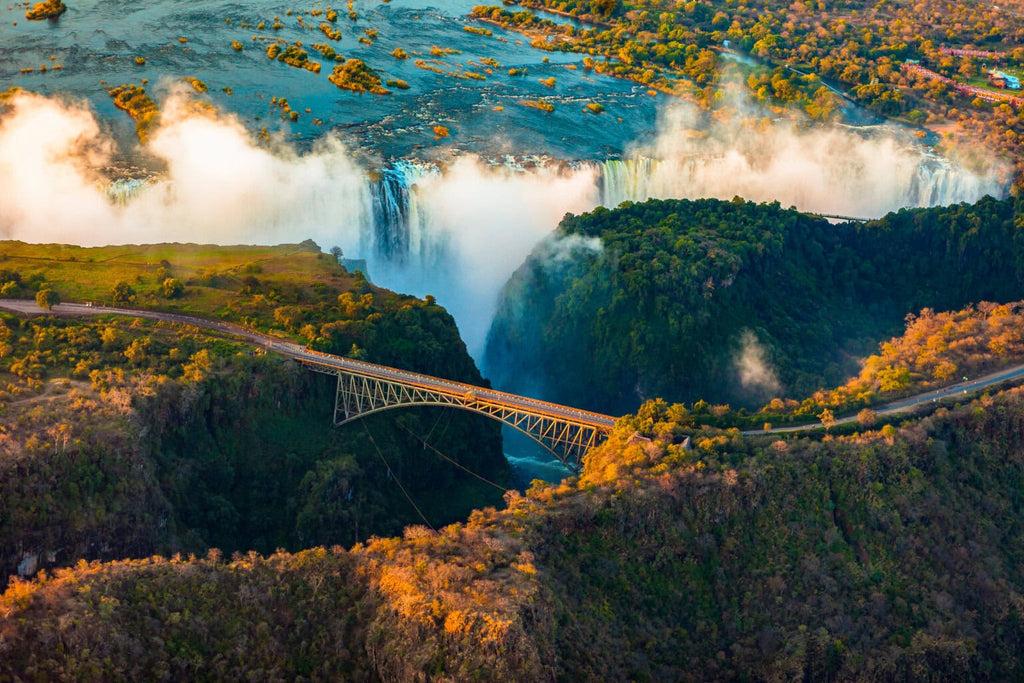 VICTORIA FALLS & CHOBE SAFARI
